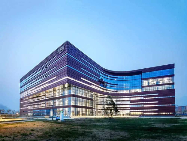 北京化工大学 - 流金歲月