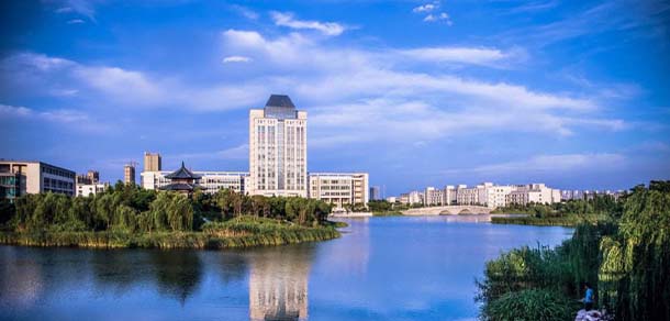 江南大学 - 流金歲月