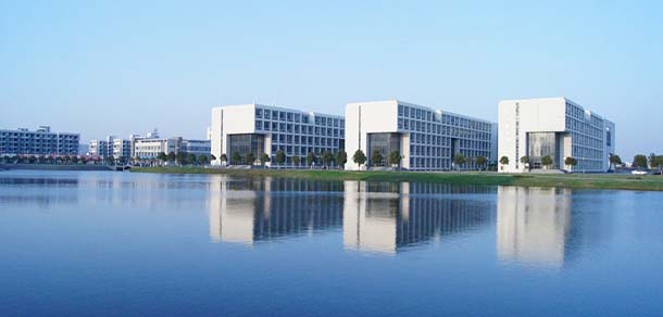 南通大学 - 流金歲月