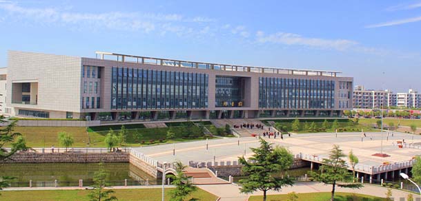 南通大学 - 流金歲月