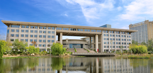 山东大学 - 流金歲月