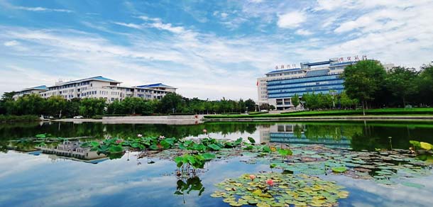 山东中医药大学 - 流金歲月