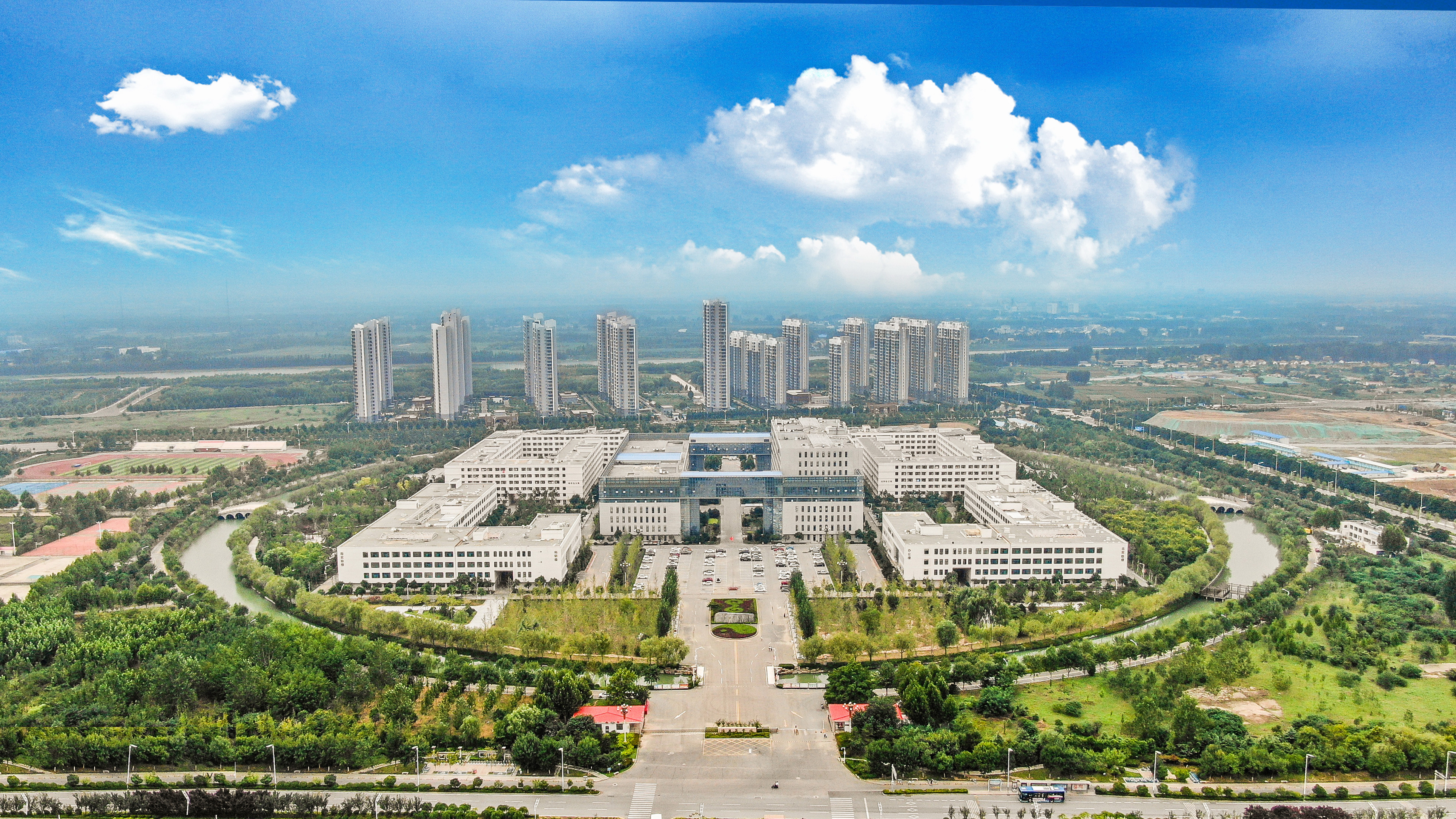 济宁医学院-校园风景