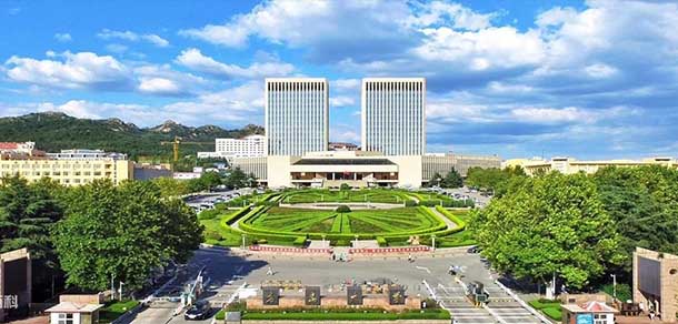 青岛大学 - 流金歲月