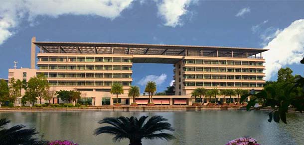 广东药科大学 - 流金歲月