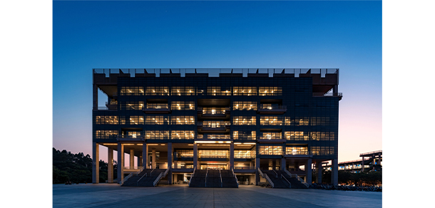 广东工业大学 - 流金歲月