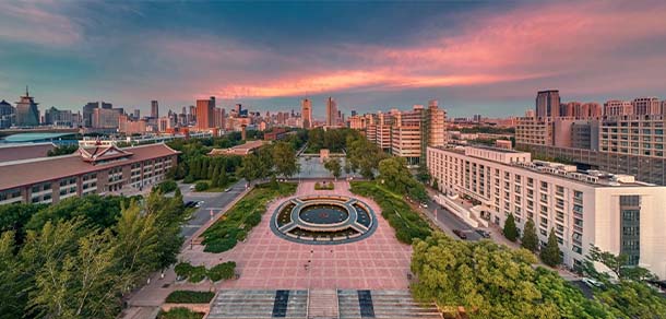 天津大学 - 流金歲月