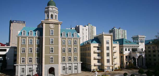 天津医科大学 - 流金歲月