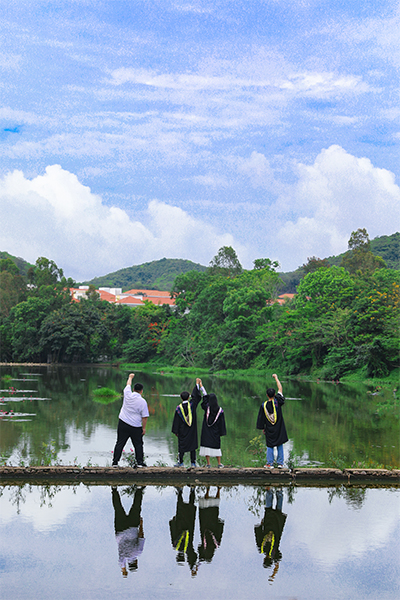岁月流金 · 青春不散场