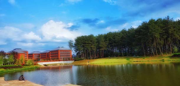 贵州大学 - 流金歲月