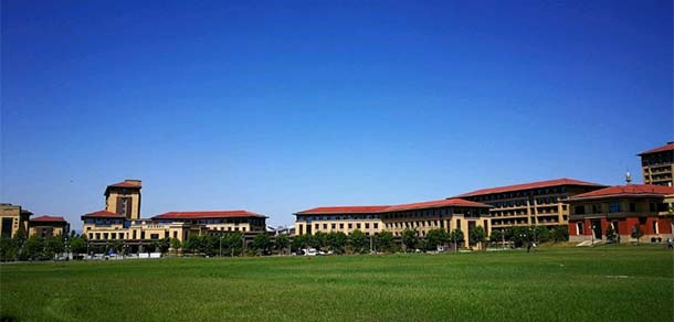 太原理工大学 - 流金歲月