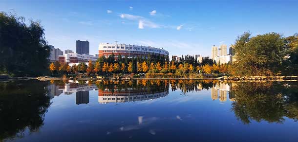 大连海事大学 - 流金歲月