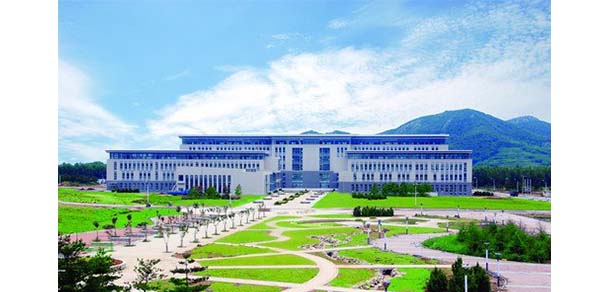 大连民族大学 - 流金歲月