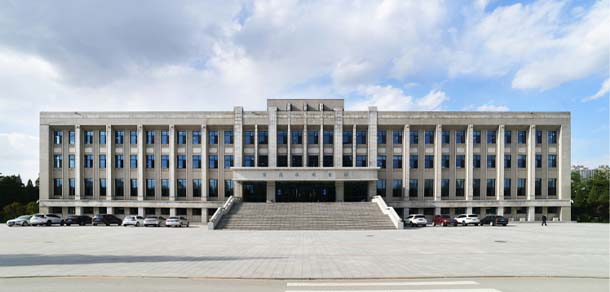 东北大学 - 流金歲月