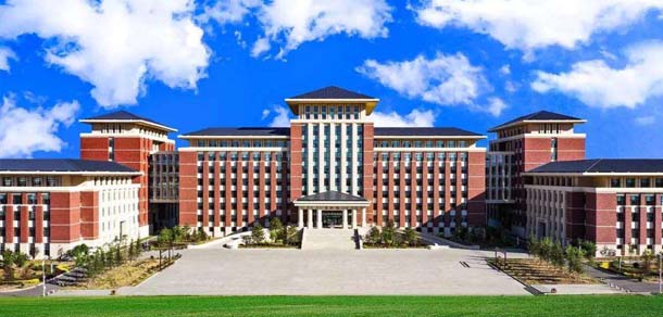 吉林大学 - 流金歲月