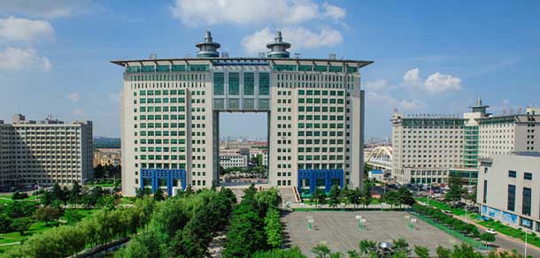 长春理工大学 - 流金歲月