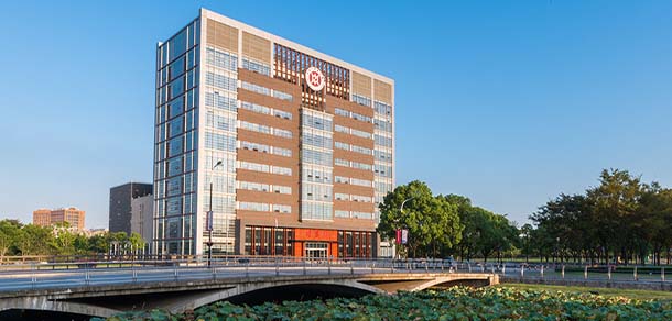 上海中医药大学 - 流金歲月