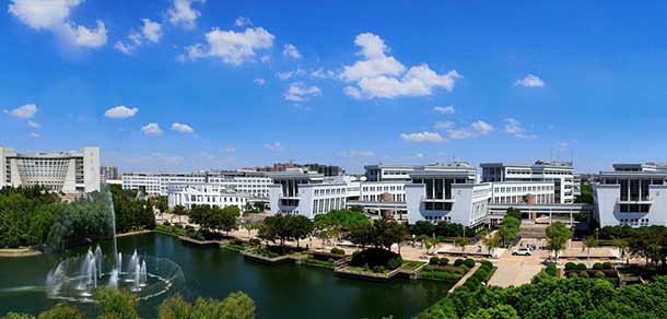 上海大学 - 流金歲月