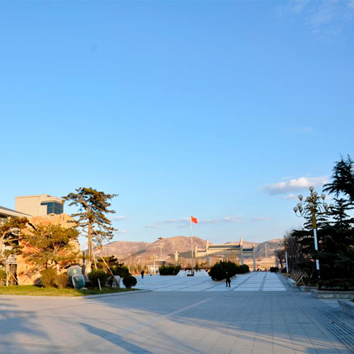 大學简介