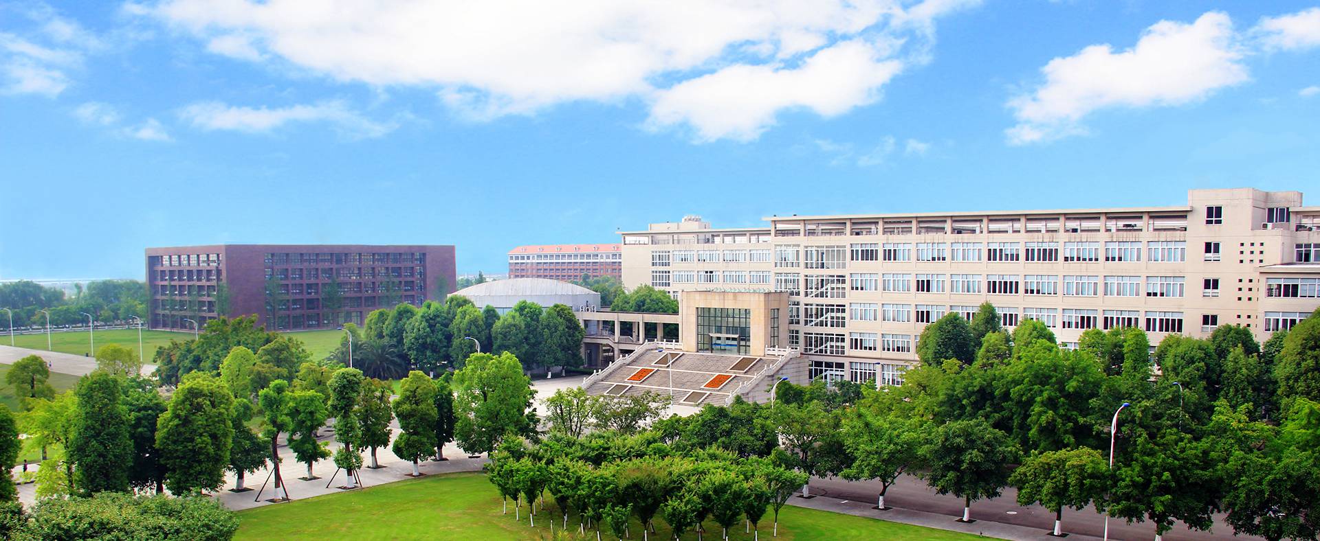 四川大学锦江学院
 - 院校概况