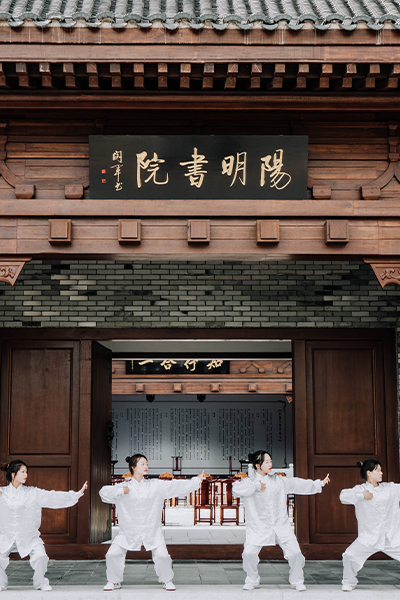 岁月流金 · 青春不散场